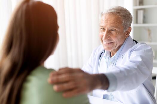 Doctor consulting a patient at Nutrition Health Place